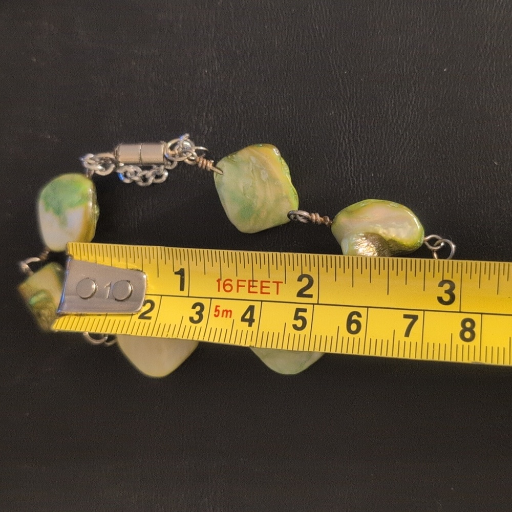 Shell Bracelet - Picture 5 of 5